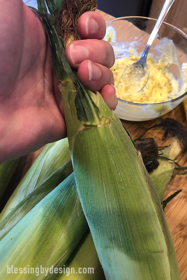 Grilled Corn with herb butter recipe